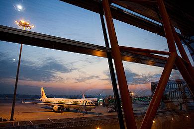 发售不满一个月 《飙酷车神：轰鸣盛典》已开始打折免费试玩